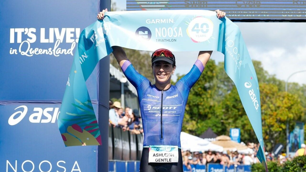 Ashleigh Gentle winning her 10th Garmin Noosa Triathlon title in 2023