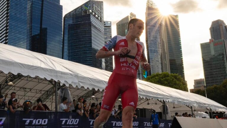 Alistair Brownlee run Singapore T100 2024 photo credit PTO