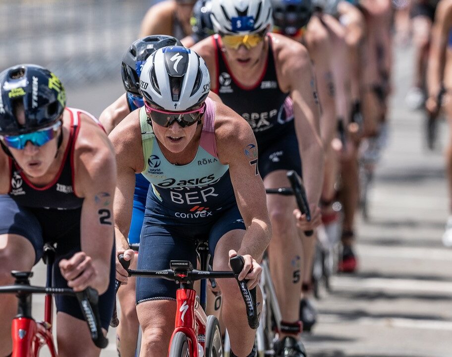 Taylor Knibb and Flora Duffy lead the bike pack at WTCS Cagliari 2024