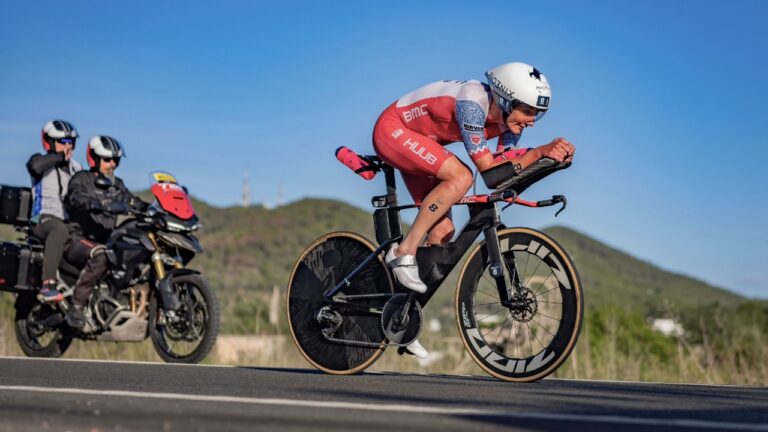 Alistair Brownlee bike penalty T100 Ibiza 2024 Photo credit PTO