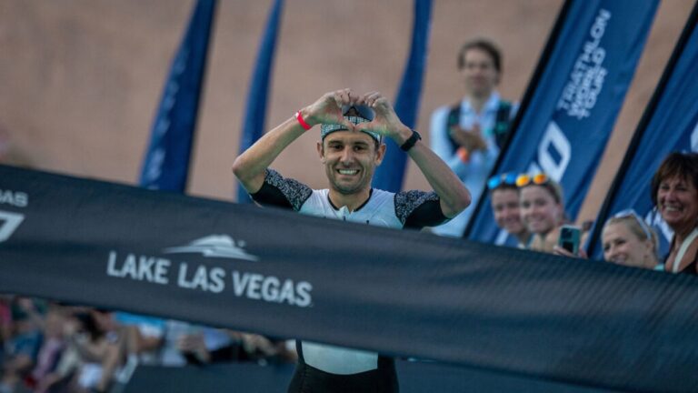 Jelle Geens heart Lake Las Vegas T100 2024 photo credit PTO