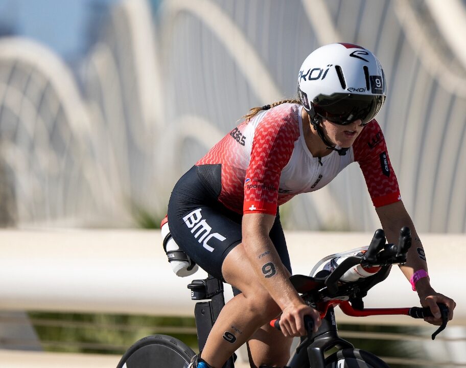 Julie Derron bike T100 Dubai 2024 photo credit PTO / T100