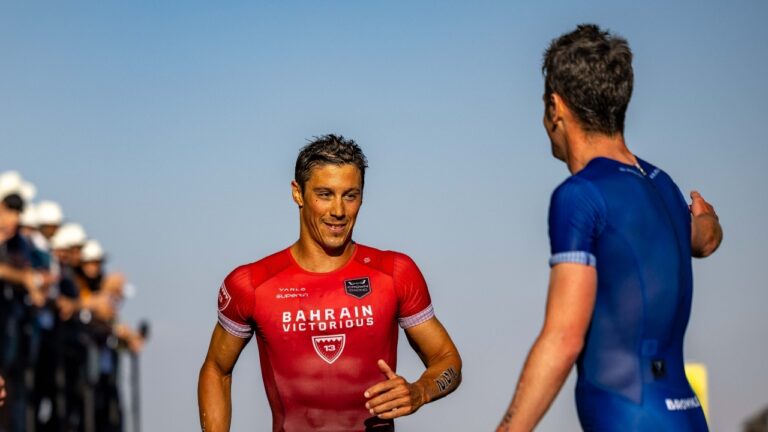 Vincent Luis finish line supertri Neom 2024 photo credit supertri