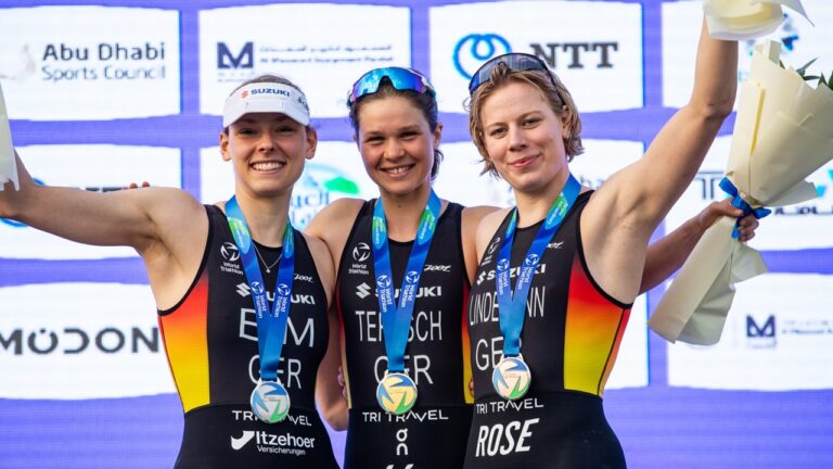 Germany clean sweep WTCS women Abu Dhabi Lisa Tertsch Nine Eim Laura Lindemann photo credit Tommy Zaferes World Triathlon