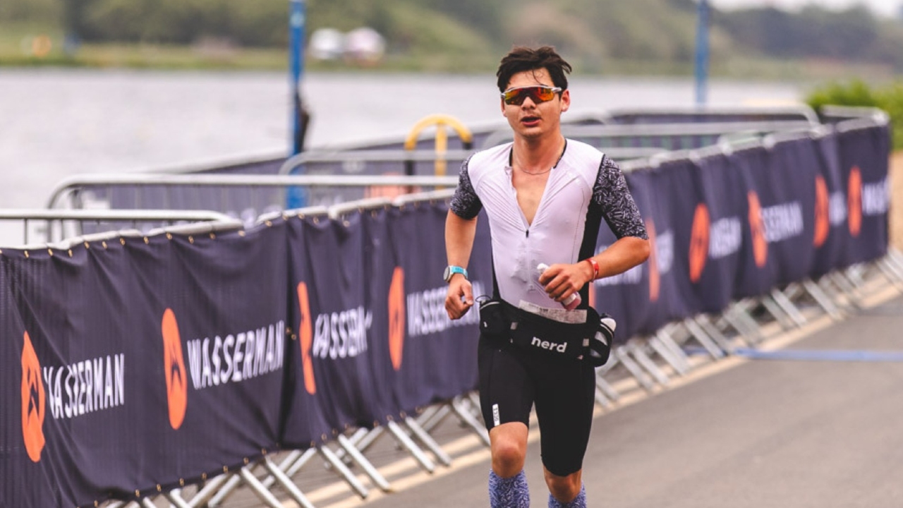Joseph Yee at the Outlaw Half [Photo credit: Two 26 Photography]