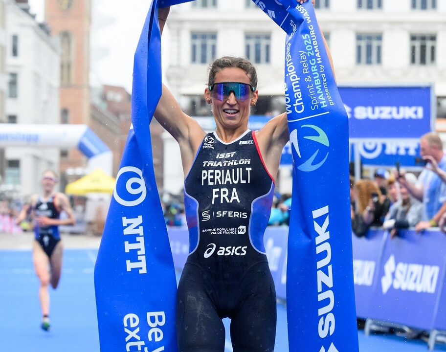 Leonie Periault wins WTCS Hamburg 2025