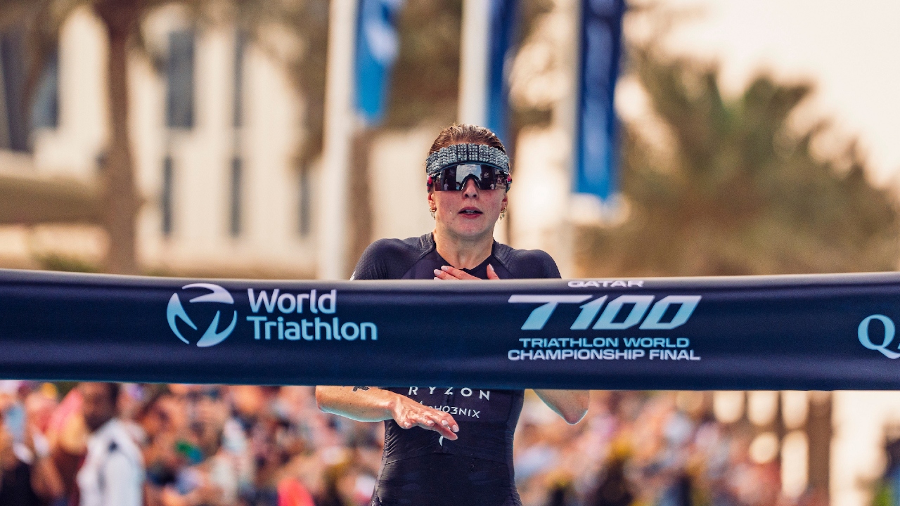 Kate Waugh finish line Qatar T100 2025