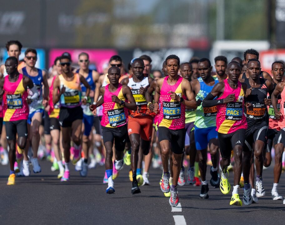 Alex Yee start London Marathon 2026