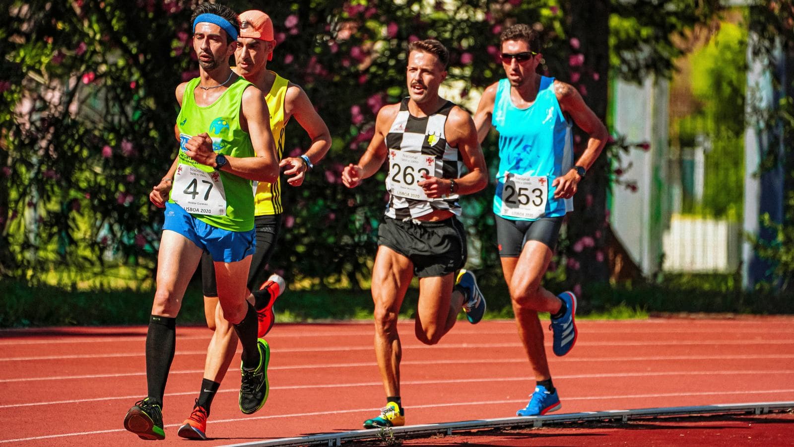 runner feeling nervous before joining group run and preparing mentally for social running event