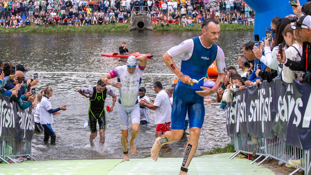 Sam Laidlow swim exit Challenge Roth 2026