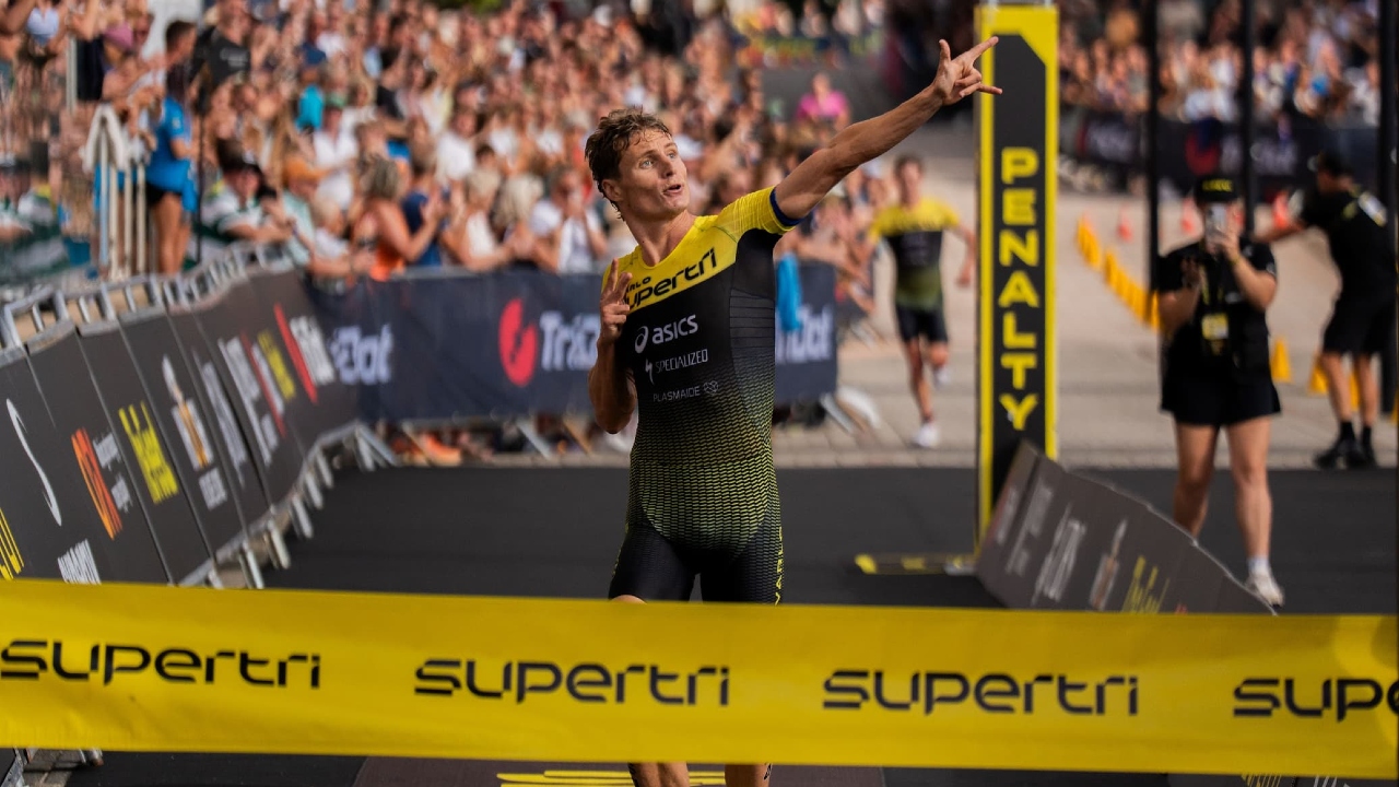 Matt Hauser wins Supertri Jersey 2026
