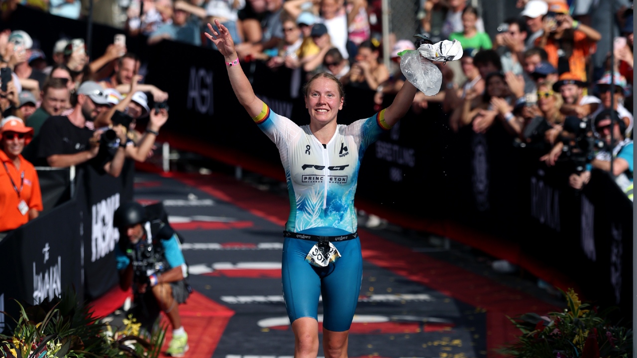 Solveig Lovseth crosses line Kona 2026
