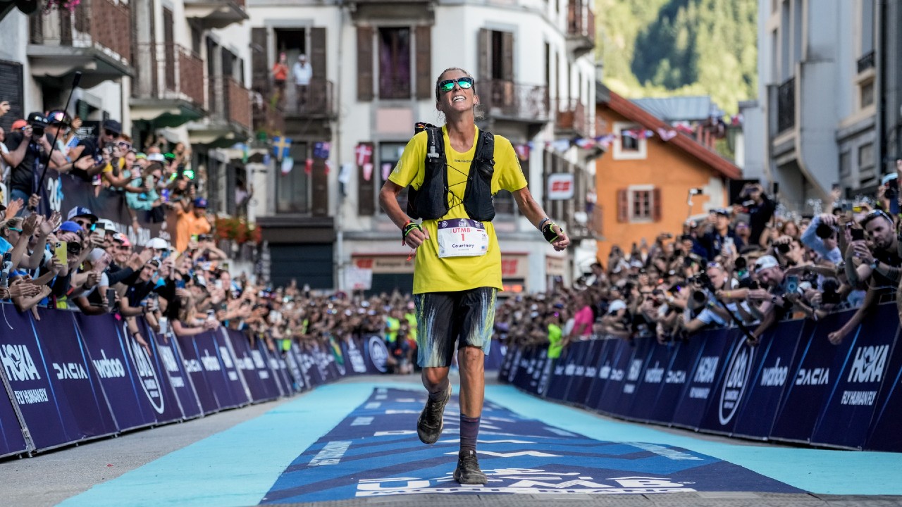 utmb-2023-courtney-dauwalter